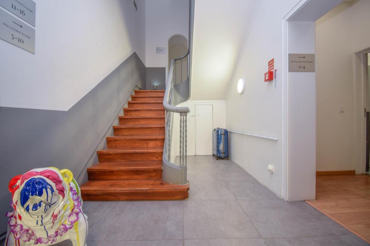 The Lx Hill Hostel Lisboa Εξωτερικό φωτογραφία